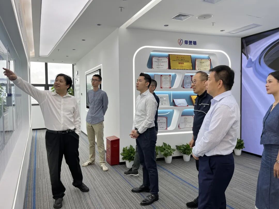 日本TOP商社—三井物产株式会社及旗下公司NovaQuest企业家一行莅临深圳evo真人视讯考察研讨